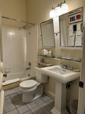 Carter House Inns & Restaurant 301 by null