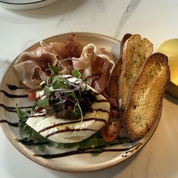 Ambue Restaurant - Burrata and prosciutto - Latin American Near Me - Los Angeles, California Ambue Restaurant - Burrata and prosciutto - Latin American Near Me - Los Angeles, California