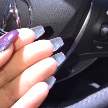 Quality Nails & Spa - She could of cleaned under the nail.. ahhh!! - Nail Salons Near Me - Long Beach, California