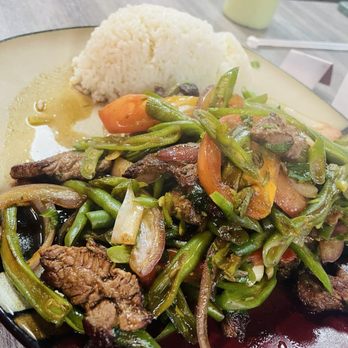 El Pollo Inka - Carson - Vainita Saltada - Peruvian Near Me - Carson, California