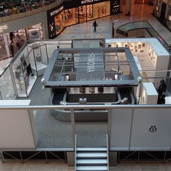 置地廣場 - Rimowa exhibition.