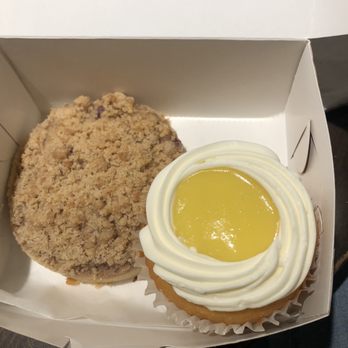 Cake - Bakeries Near Me - Philadelphia, Pennsylvania Cake - Bakeries Near Me - Philadelphia, Pennsylvania