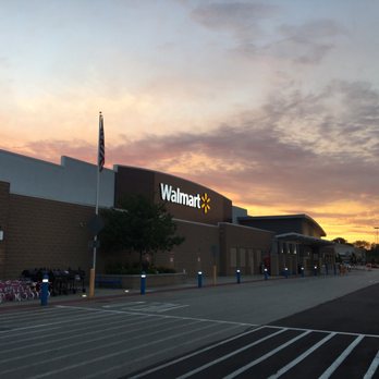 Walmart Supercenter - Beautiful store with beautiful prices - Department Stores Near Me - Elgin, Illinois Walmart Supercenter - Beautiful store with beautiful prices - Department Stores Near Me - Elgin, Illinois