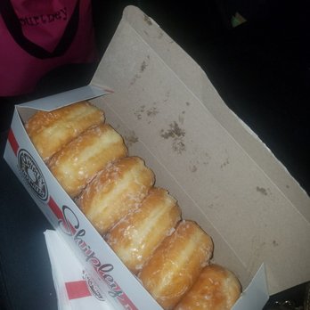 Shipley Do-Nuts - a box of donuts - Donuts Near Me - Houston, Texas Shipley Do-Nuts - a box of donuts - Donuts Near Me - Houston, Texas