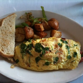 Roxanne Cafe - Get the Napa Omelet. Sautéd apples, almonds, and Brie. Wow! - Italian Near Me - San Francisco, California Roxanne Cafe - Get the Napa Omelet. Sautéd apples, almonds, and Brie. Wow! - Italian Near Me - San Francisco, California