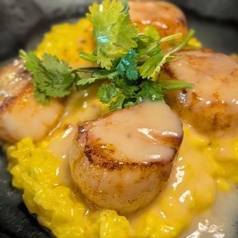 Chelsea - Tandoori scallops with saffron - New American Near Me - Santa Monica, California Chelsea - Tandoori scallops with saffron - New American Near Me - Santa Monica, California