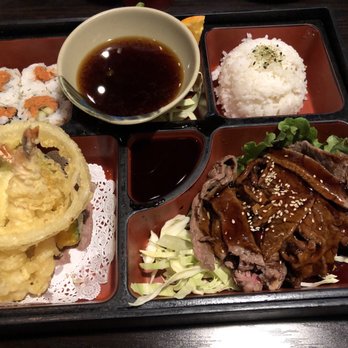 Momo Sushi - Beto Oriental Box - Sushi Bars Near Me - Henderson, Nevada Momo Sushi - Beto Oriental Box - Sushi Bars Near Me - Henderson, Nevada