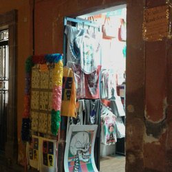 Calakitas - Entrada de la tienda.