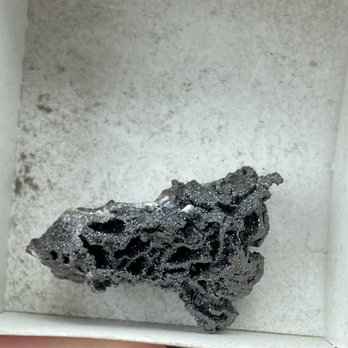 Jerry's Rock & Gem - A piece of manganese - Jewelry Near Me - Kent, Washington Jerry's Rock & Gem - A piece of manganese - Jewelry Near Me - Kent, Washington