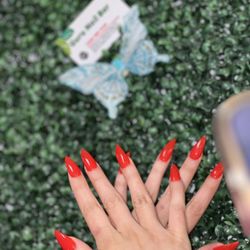 Guru Nail Bar - Red Stiletto SNS by Ryan