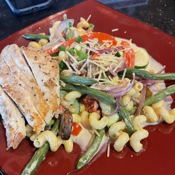 Stone's Cove Kitbar - Pasta Primavera - New American Near Me - Herndon, Virginia Stone's Cove Kitbar - Pasta Primavera - New American Near Me - Herndon, Virginia
