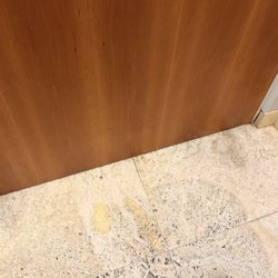 Tricoci Salon & Spa - Vernon Hills - Filth on the trim