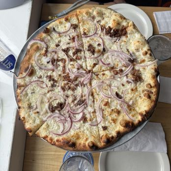 Cushnoc Brewing - togus，cheese and onion - Breweries Near Me - Augusta, Maine