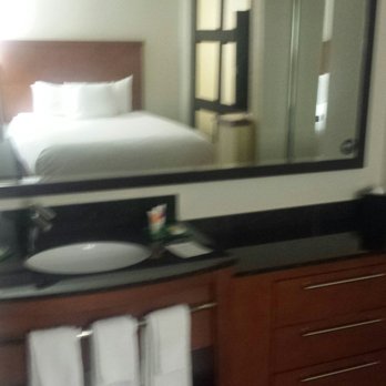 Hyatt Place Santa Fe - Sink with plenty of counter top space. - Hotels Near Me - Santa Fe, New Mexico Hyatt Place Santa Fe - Sink with plenty of counter top space. - Hotels Near Me - Santa Fe, New Mexico