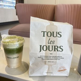 Tous Les Jours - Tiramisu matcha - Desserts Near Me - Roseville, California Tous Les Jours - Tiramisu matcha - Desserts Near Me - Roseville, California