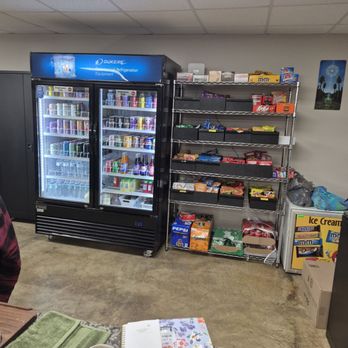 Sunrae’s Social Lounge - Snacks - Lounges Near Me - Bonne Terre, Missouri Sunrae’s Social Lounge - Snacks - Lounges Near Me - Bonne Terre, Missouri