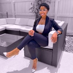 The Labrowatory Miami - Hi all! My name is Cristyn Myland and I am the owner and CEO of The Labrowatory Miami.