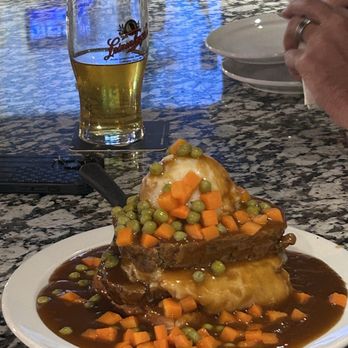 Fairmont Shores - Meatloaf stack - Sports Bars Near Me - Lake Villa, Illinois Fairmont Shores - Meatloaf stack - Sports Bars Near Me - Lake Villa, Illinois