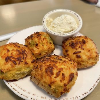 Tula's Kitchen & Cocktails - Cheesy Biscuits - New American Near Me - Albuquerque, New Mexico Tula's Kitchen & Cocktails - Cheesy Biscuits - New American Near Me - Albuquerque, New Mexico