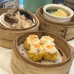 囍慶 - Siu mai, stuffed soup dumpling