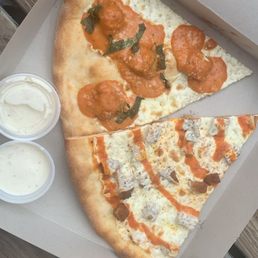 buffalo chicken slice, vodka slice buffalo chicken slice, vodka slice
