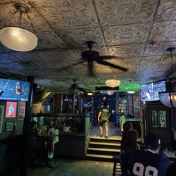 Jakes Dilemma - Bar area