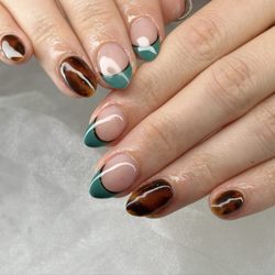 Mint Nail Lounge