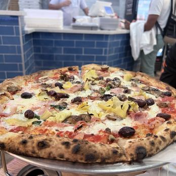 800Gradi Pizza Napoletana - The Capricciosa pizza - Pizza Near Me - Miami, Florida 800Gradi Pizza Napoletana - The Capricciosa pizza - Pizza Near Me - Miami, Florida