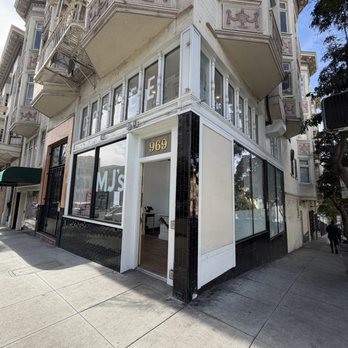 MJ's Cafe - Cafes Near Me - San Francisco, California