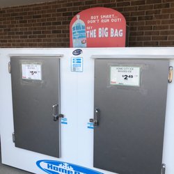 Pete's Fresh Market - The Big Bag of Ice