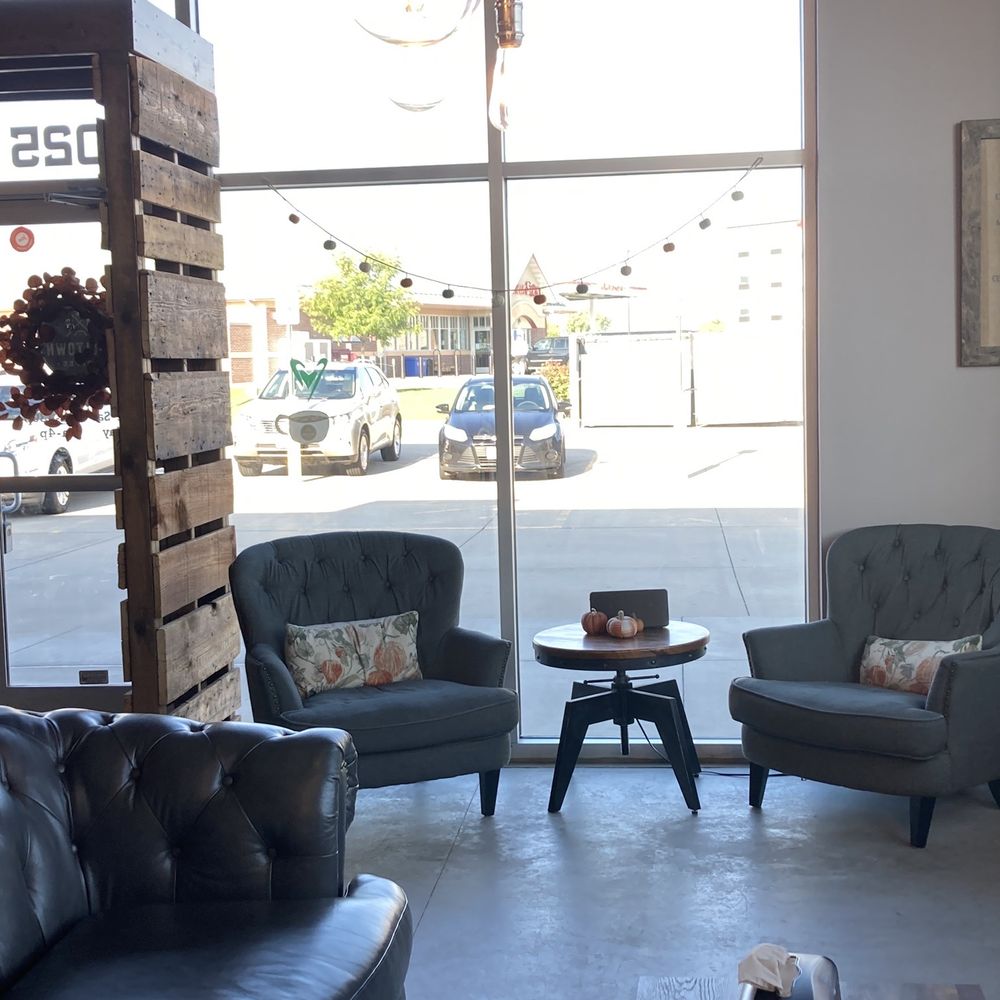 Milltown Coffee - Comfy seating area. - Coffee & Tea Near Me - Bettendorf, Iowa Milltown Coffee - Comfy seating area. - Coffee & Tea Near Me - Bettendorf, Iowa