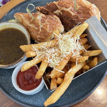 Grill & Vine - French dip and truffle fries - Salad Near Me - Denver, Colorado