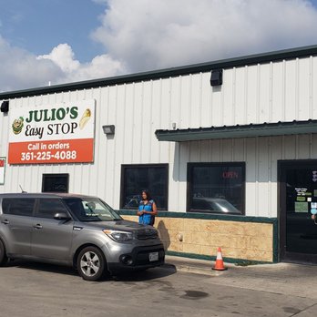 Julio's Easy Stop - Julio's is poppin on Sat morning - Mexican Near Me - Corpus Christi, Texas