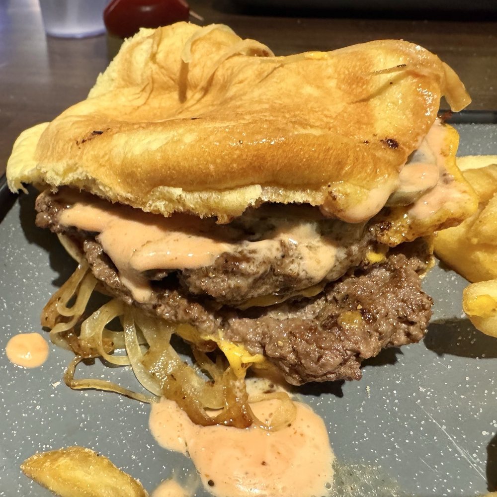 Gray's Tavern - Sports Bars Near Me - Turlock, California Gray's Tavern - Sports Bars Near Me - Turlock, California