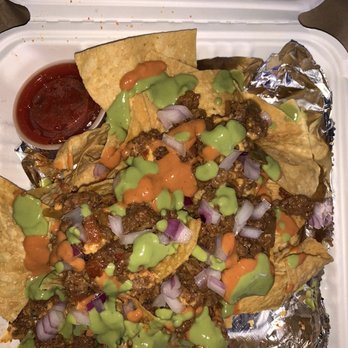 Sunshine Alchemy - Vegan Nachos w/vegan taco meat - Food Trucks Near Me Sunshine Alchemy - Vegan Nachos w/vegan taco meat - Food Trucks Near Me