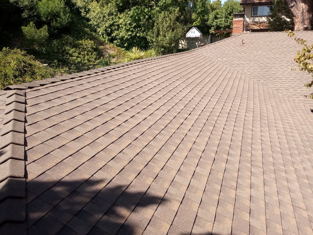 Slide of Hernandez Roofing