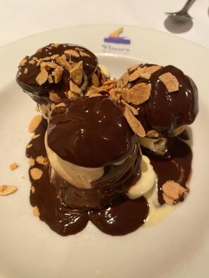 Pierre's by null