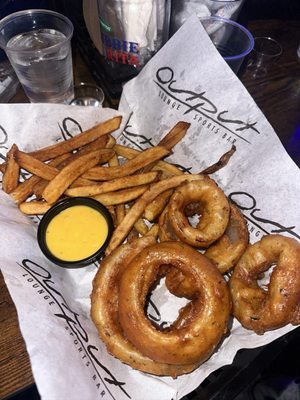 Output Lounge & Sports Bar (Wrigleyville) by null