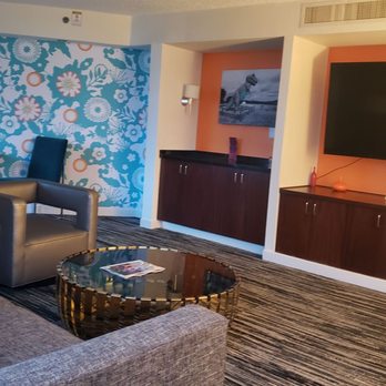 Hotel Derek - Suite - Hotels Near Me - Houston, Texas Hotel Derek - Suite - Hotels Near Me - Houston, Texas