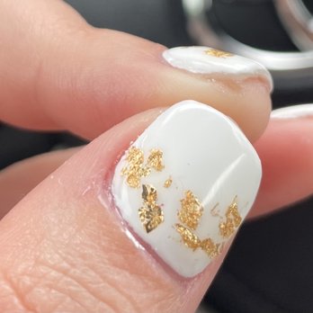 Green Ivy Nails & Spa - Incomplete polish around corners - Nail Salons Near Me - Temecula, California