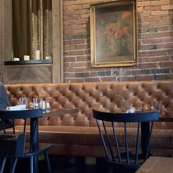 Geist - So beautiful and cozy - Cocktail Bars Near Me - Nashville, Tennessee Geist - So beautiful and cozy - Cocktail Bars Near Me - Nashville, Tennessee