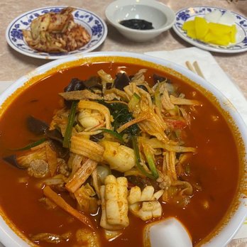 Peking Mandarin - Jjampong - spicy seafood noodle soup - Chinese Near Me - Chicago, Illinois Peking Mandarin - Jjampong - spicy seafood noodle soup - Chinese Near Me - Chicago, Illinois