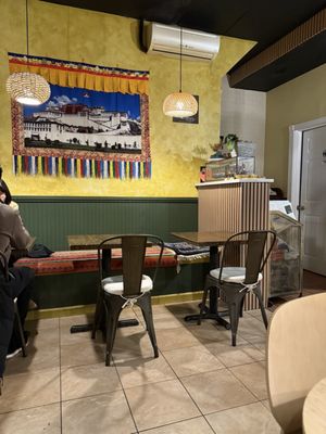 Darjeeling Kitchen & Café by null