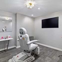 Aesthetic Beauty Lounge