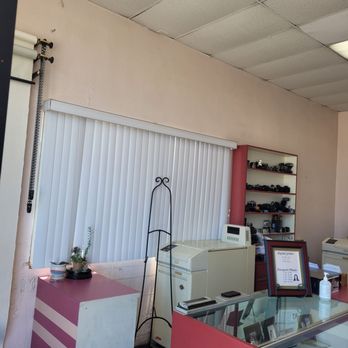 19 Minute Photo Lab - Photography Stores & Services Near Me - Artesia, California