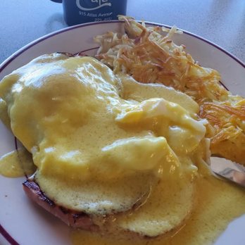 Cottage Cafe - Eggs Benedict - Breakfast & Brunch Near Me - Madison, Wisconsin