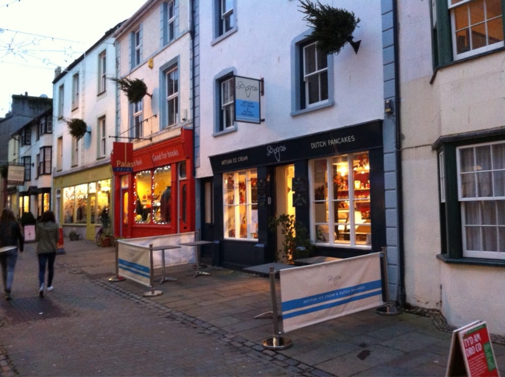 SCOOPS 8 Palace Street, Caernarfon, Gwynedd, United Kingdom