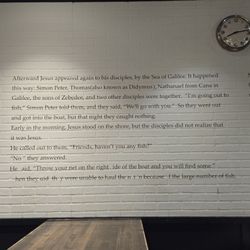 The Burger's Priest - Cool decor