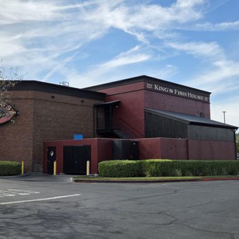 King's Fish House - Corona - Seafood Near Me - Corona, California