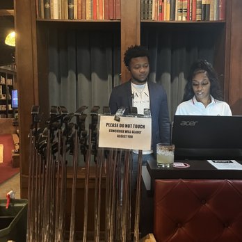 Puttery - Concierge helps get you set up to golf and fits you for putters - New American Near Me - Charlotte, North Carolina